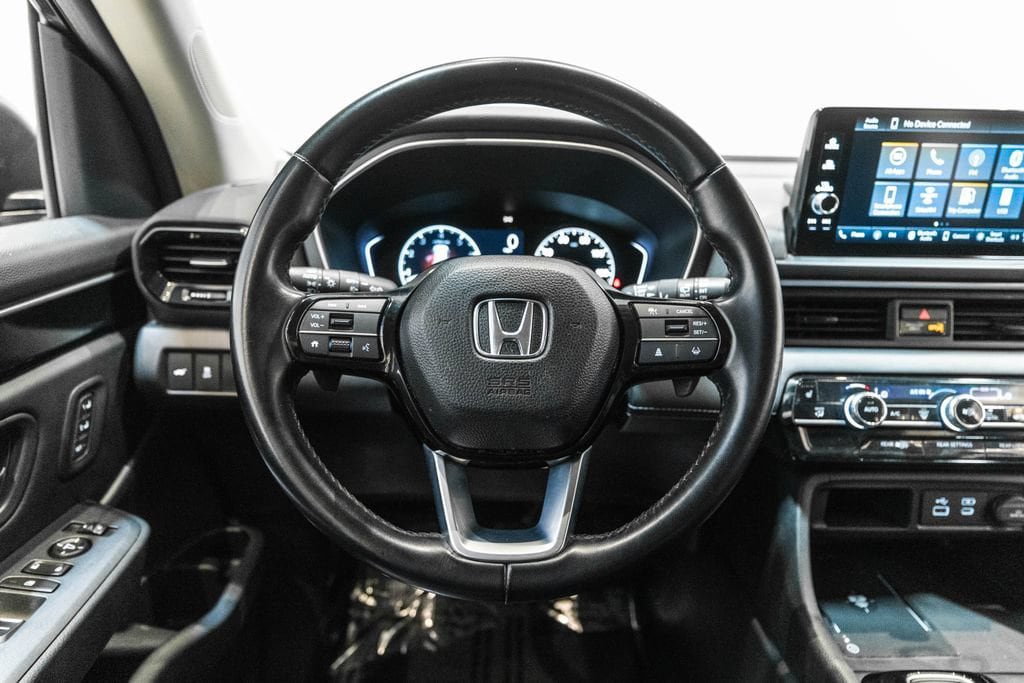Used 2024 Honda Pilot EX-L image 16