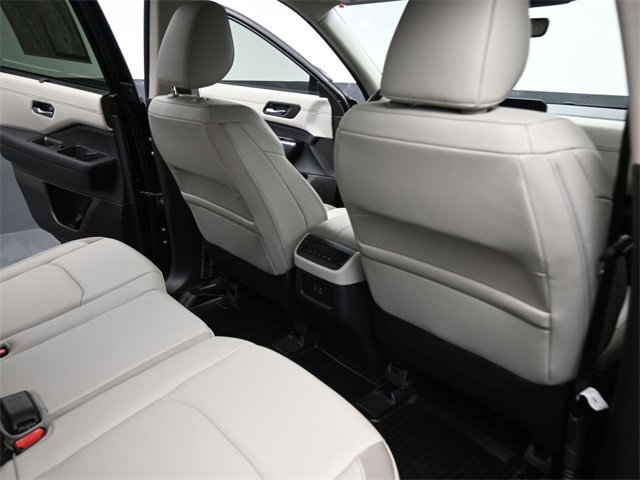 Certified 2025 Nissan Pathfinder SL image 25