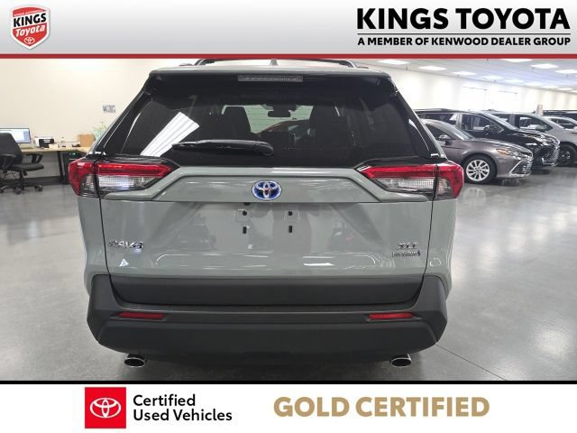 Certified 2023 Toyota RAV4 XLE Premium AWD/4WD image 5