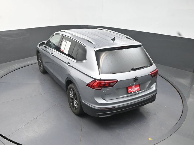 Used 2023 Volkswagen Tiguan SE FWD image 27