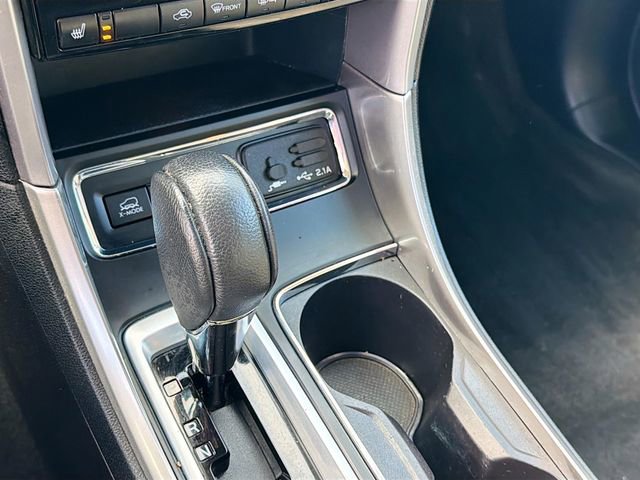 Used 2019 Subaru Ascent Limited w/ Popular Package #3 image 16