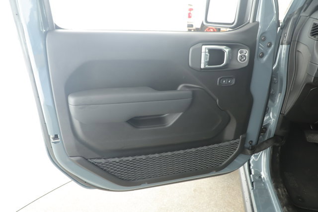 Certified 2026 Jeep Wrangler Unlimited Rubicon AWD/4WD image 8