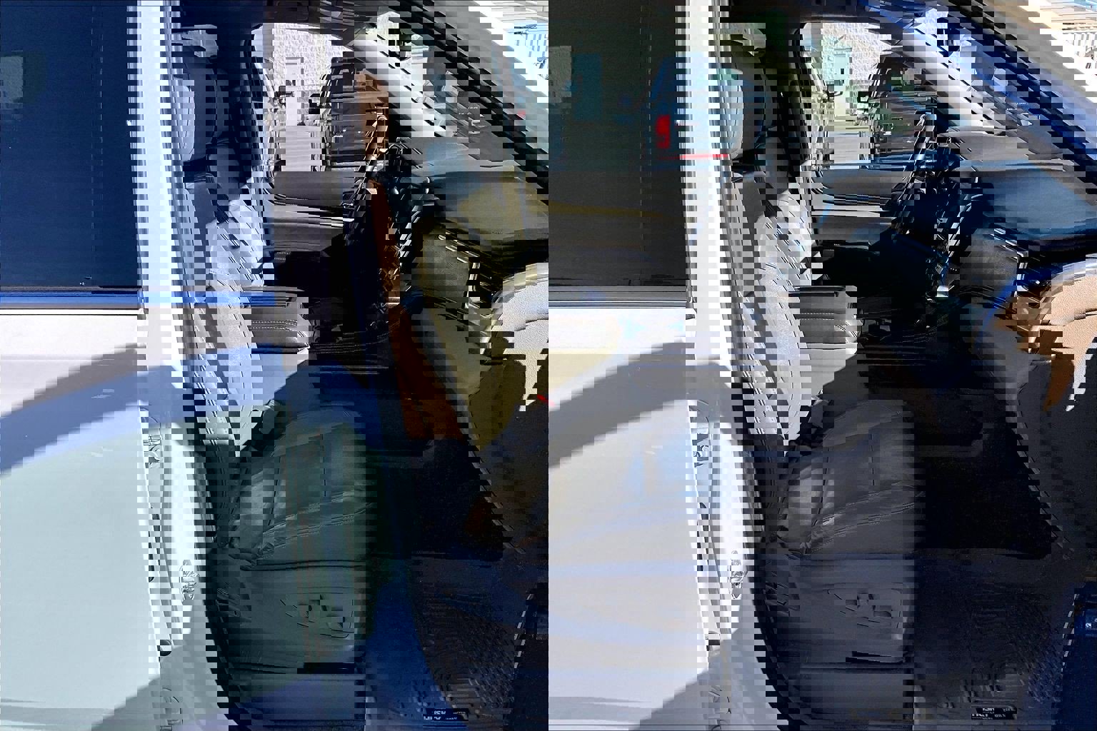 Used 2020 Chevrolet Tahoe LT image 7