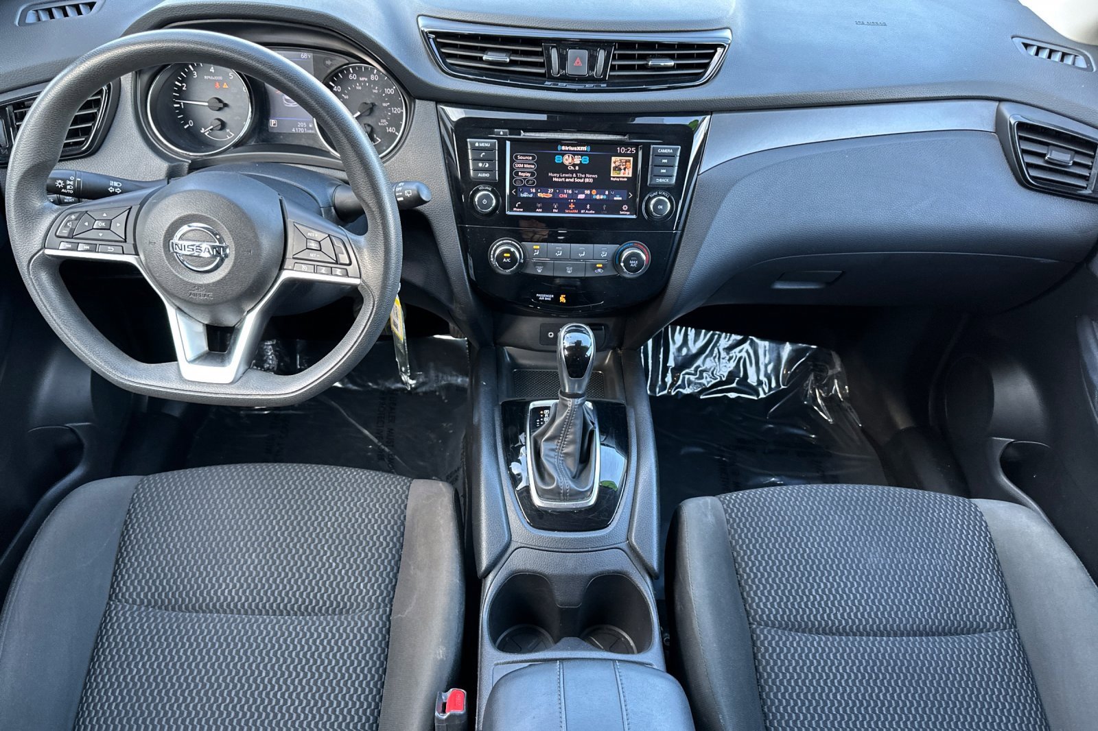 Used 2022 Nissan Rogue Sport S image 14