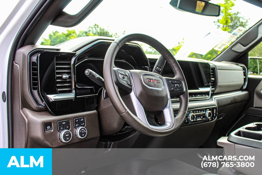 Used 2026 GMC Sierra 1500 SLT AWD/4WD image 21
