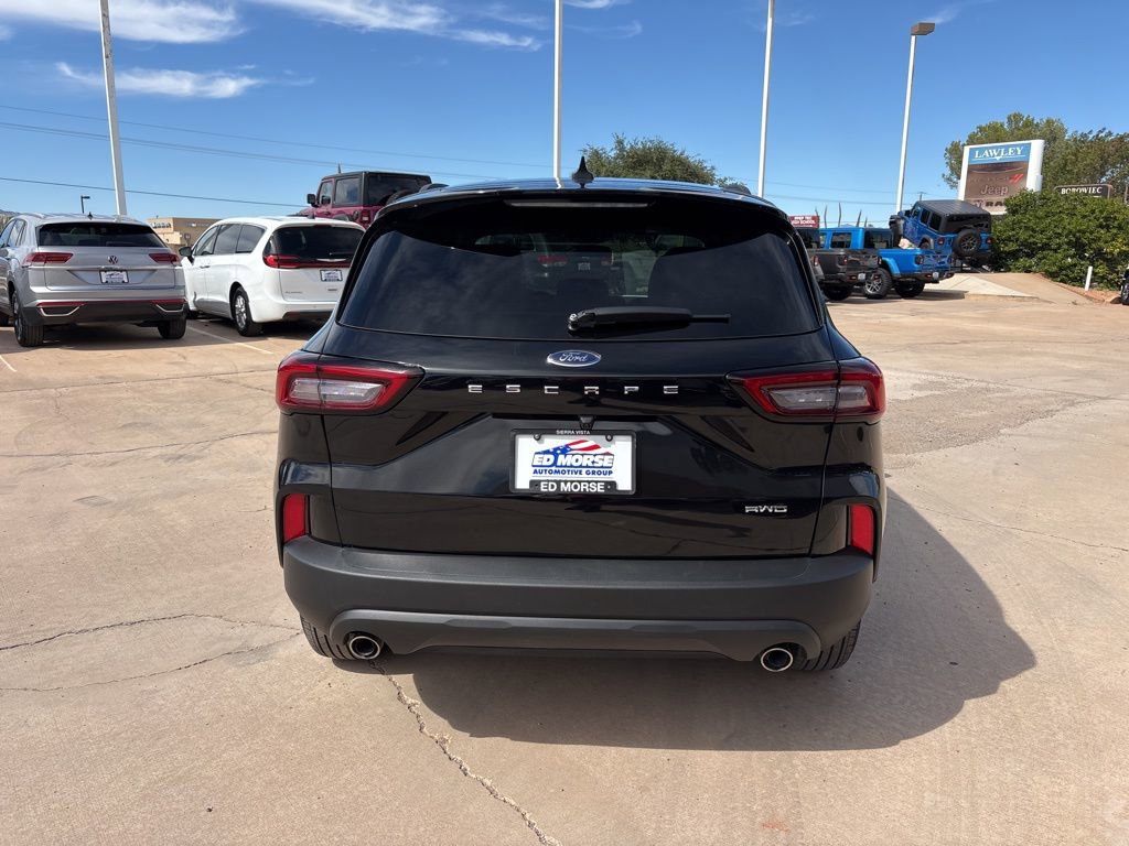 Used 2025 Ford Escape ST-Line Select AWD/4WD image 6