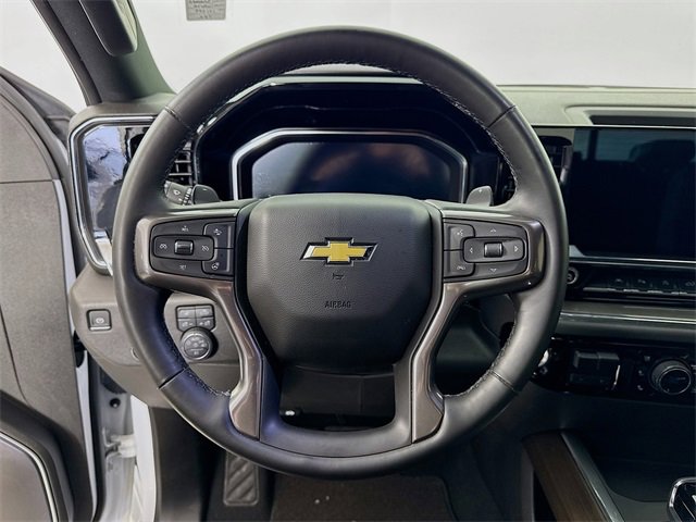Used 2025 Chevrolet Silverado 1500 High Country w/ Technology Package image 12