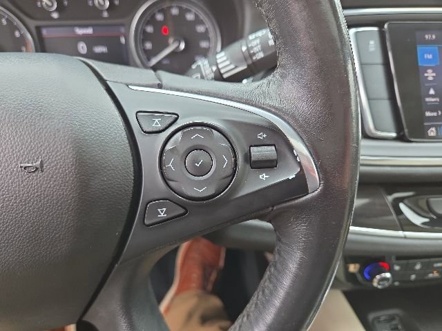 Used 2020 Buick Enclave Essence FWD image 58