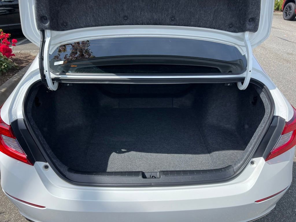 Used 2018 Honda Accord EX-L image 10