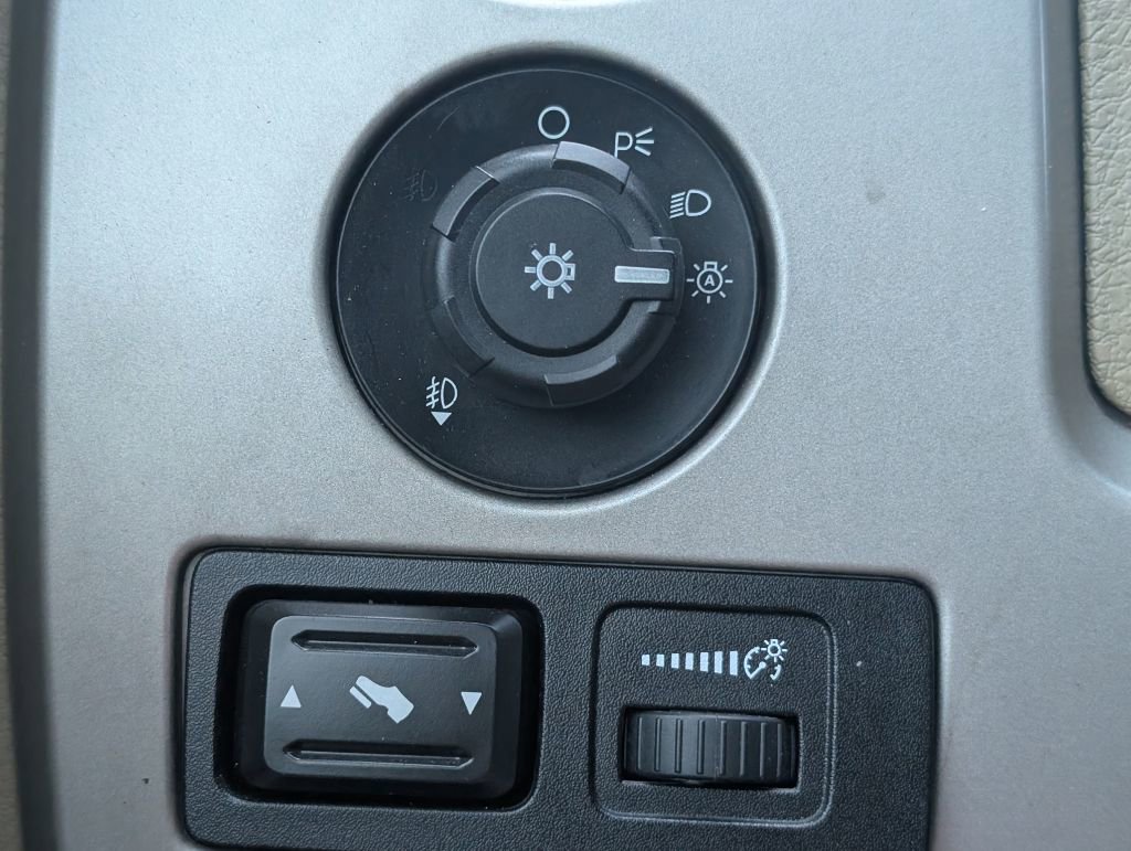 Used 2009 Ford F150 King Ranch AWD/4WD image 11