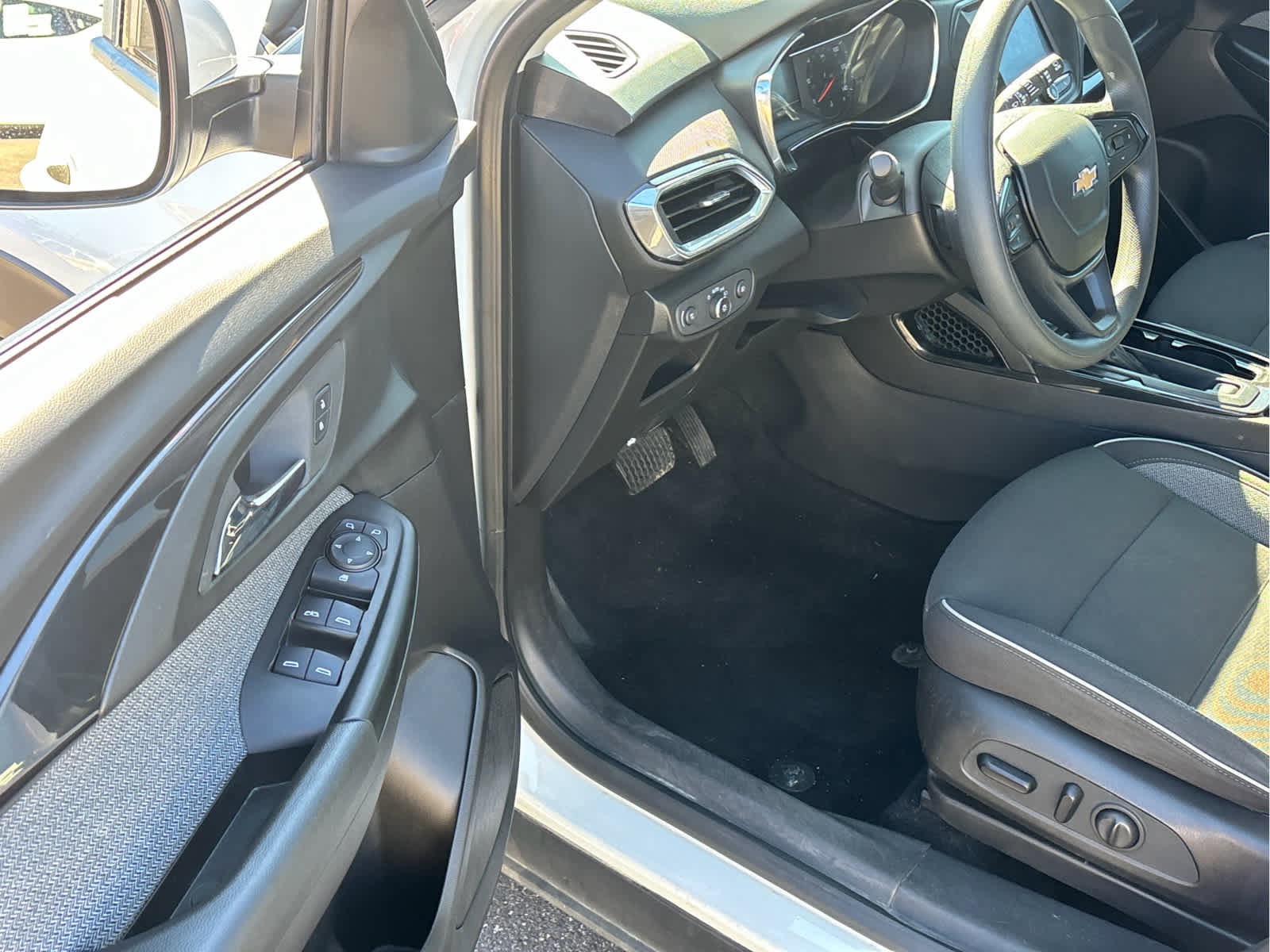 Certified 2023 Chevrolet TrailBlazer LT FWD image 8