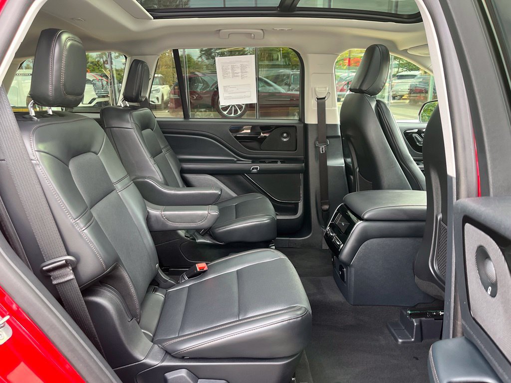 Used 2026 Lincoln Aviator AWD image 20