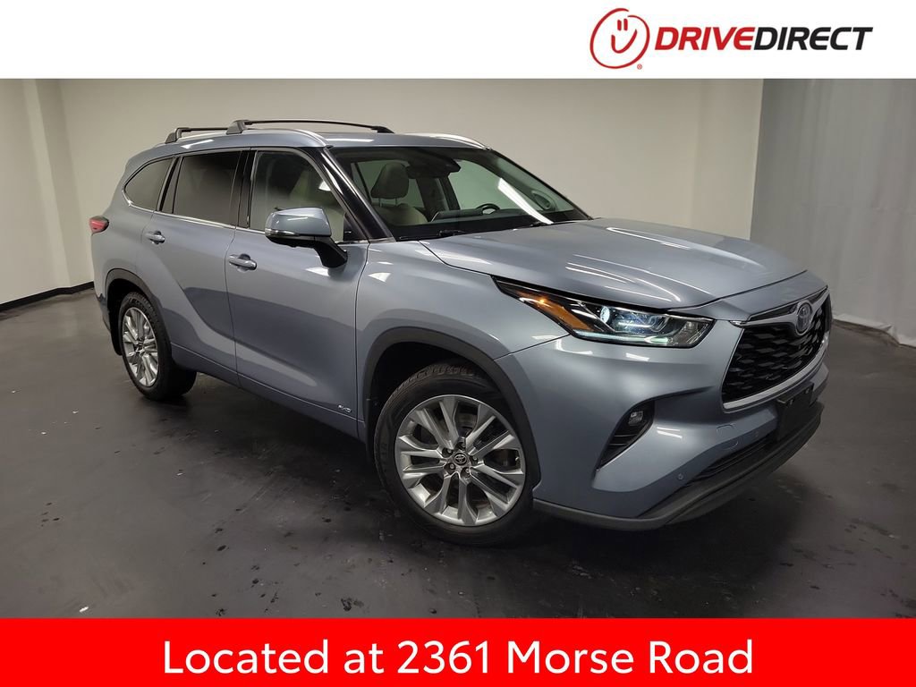 Used 2023 Toyota Highlander Limited image 1