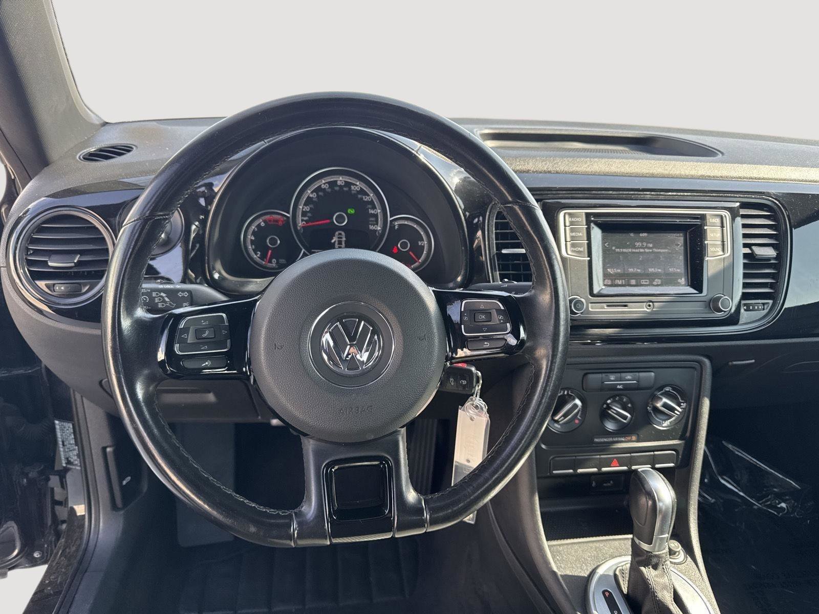 Used 2019 Volkswagen Beetle 2.0T S image 3