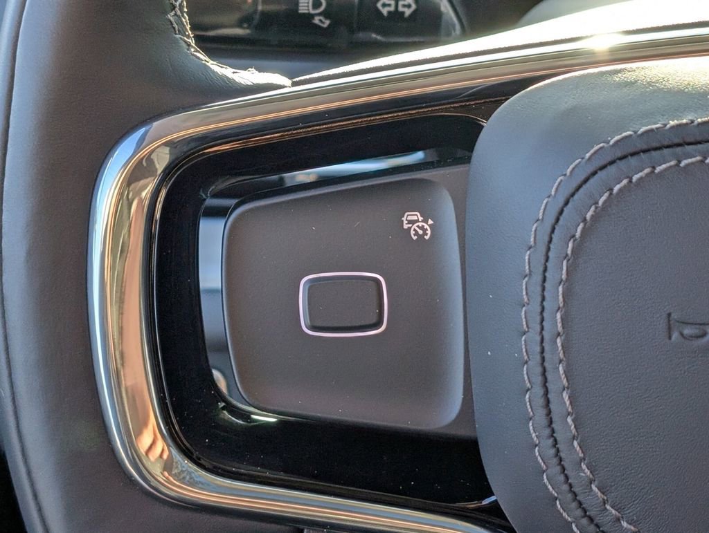 New 2026 Lincoln Navigator L Reserve AWD/4WD image 21