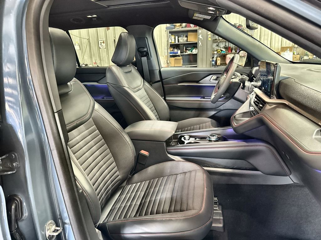 New 2026 Ford Explorer ST-Line w/ ST-Line Street Pack AWD/4WD image 33