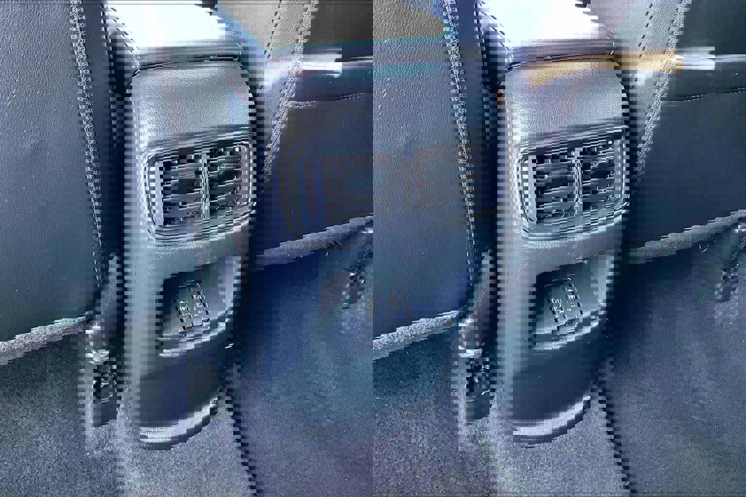 Used 2022 Honda CR-V EX-L image 31