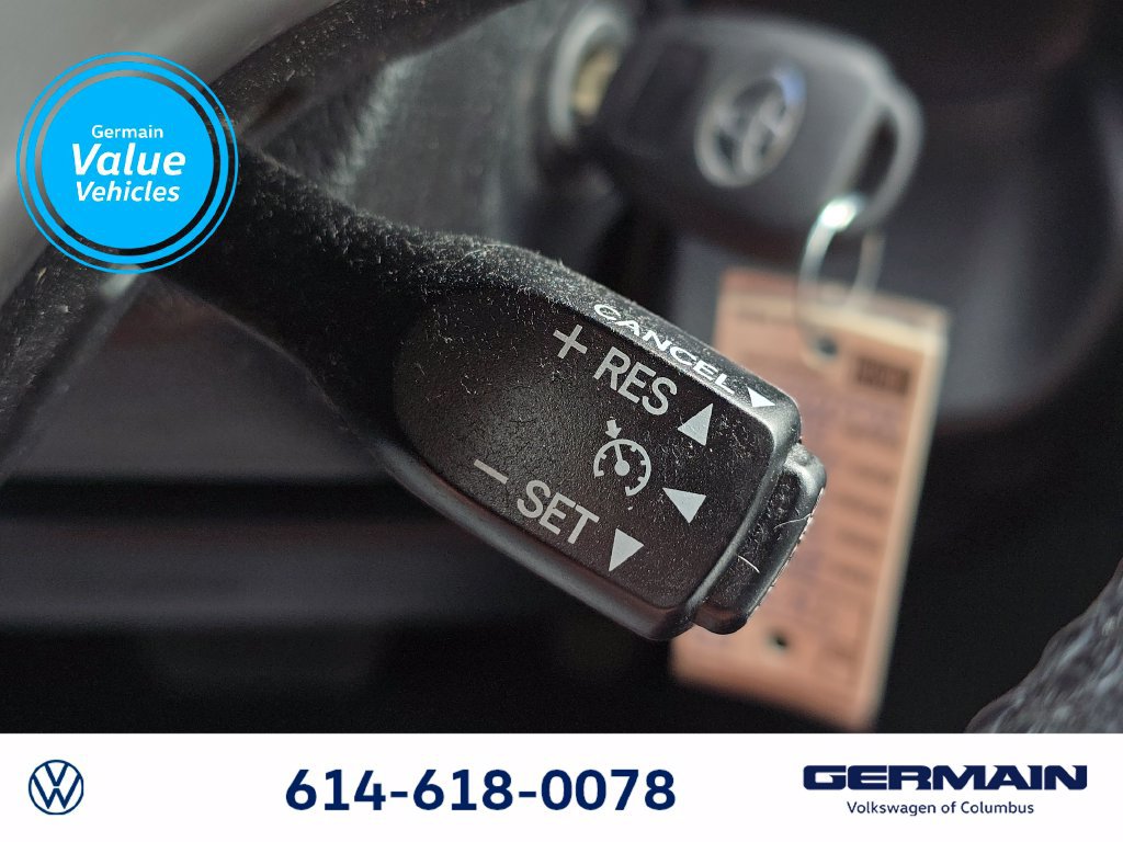 Used 2012 Toyota Camry SE FWD image 31