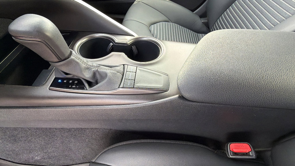 Certified 2024 Toyota Camry SE image 13
