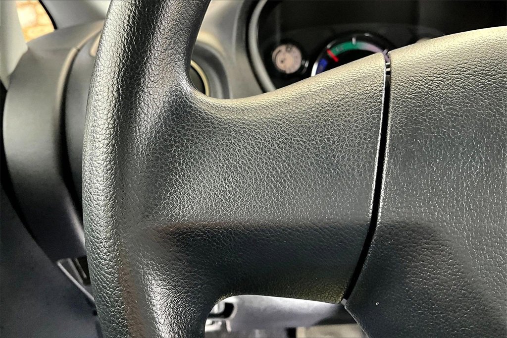 Used 2012 Mitsubishi i ES image 8