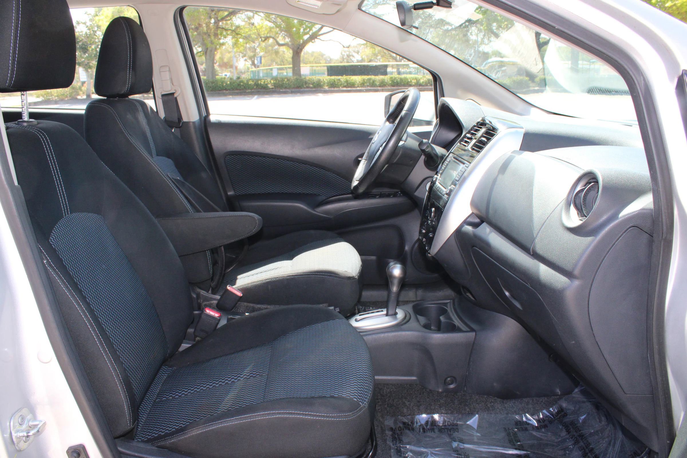 Used 2016 Nissan Versa Note SV image 16