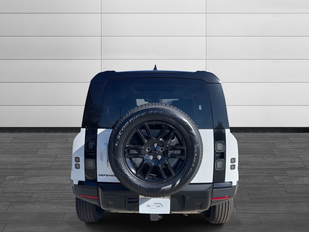 New 2026 Land Rover Defender 110 S AWD/4WD image 4