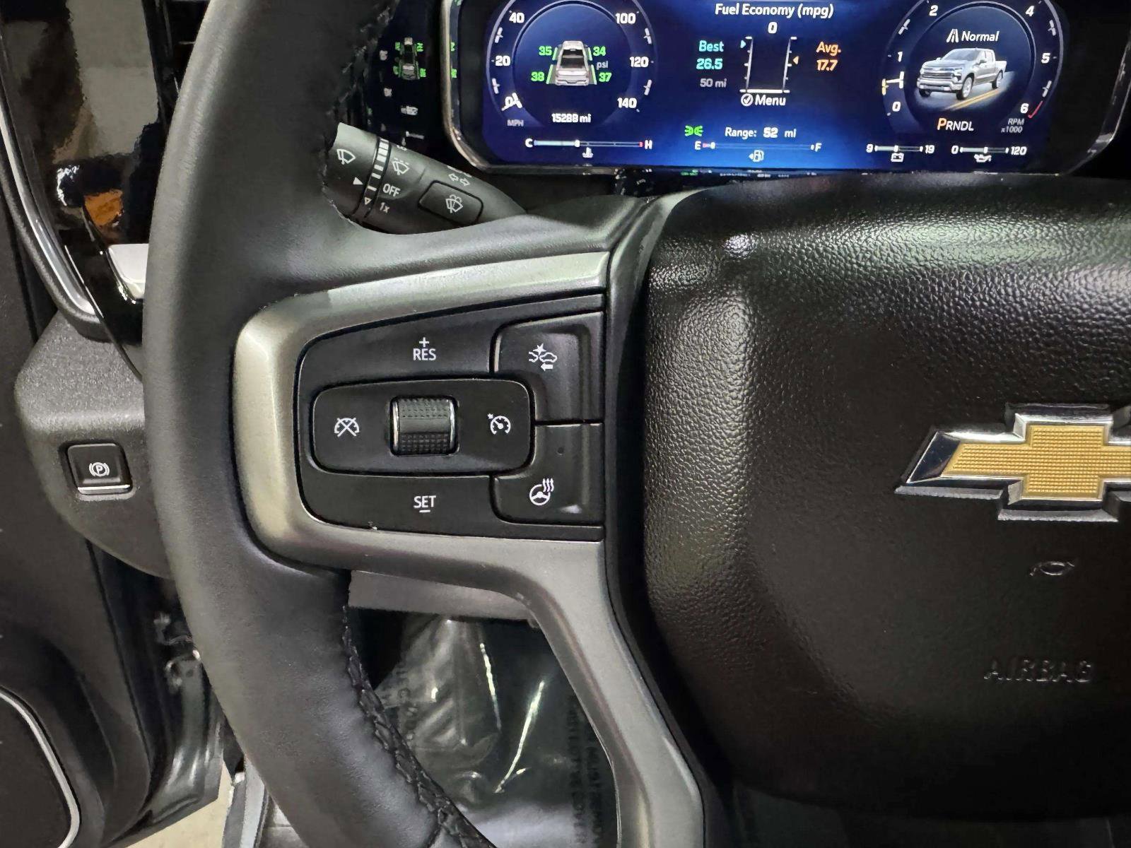 Used 2026 Chevrolet Silverado 1500 LT RWD image 30