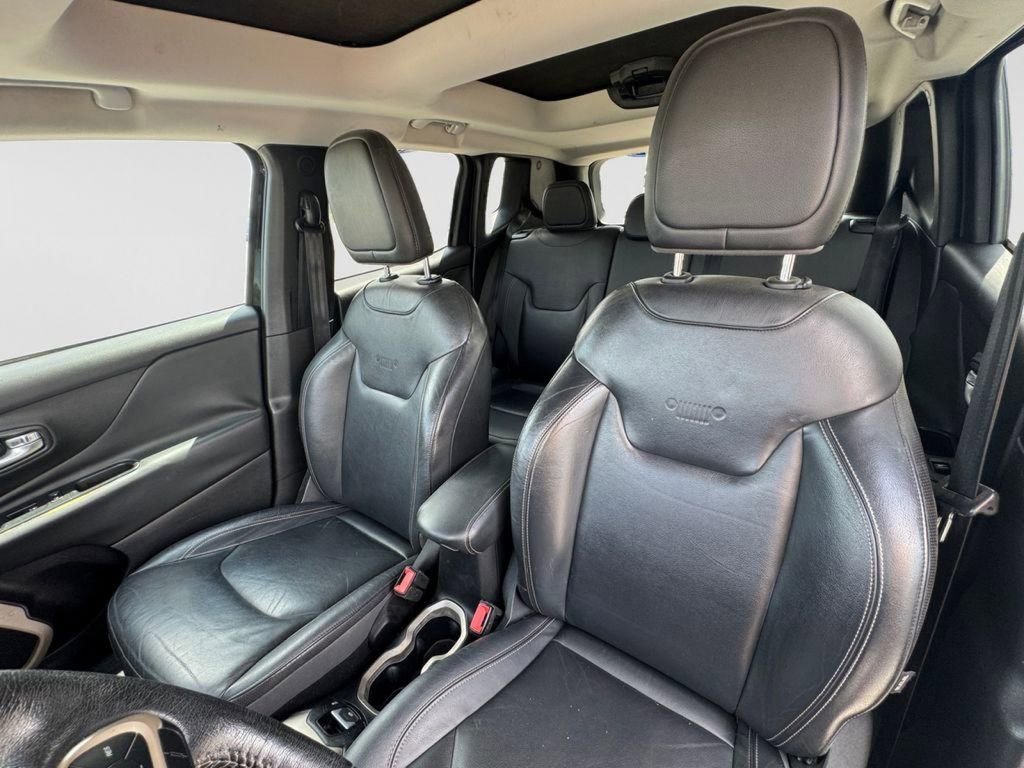Used 2015 Jeep Renegade Limited w/ Safety & Security Group I AWD/4WD image 17