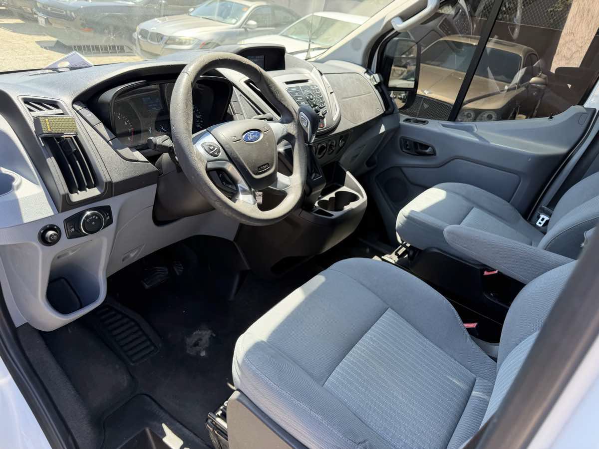 Used 2015 Ford Transit 350 XLT RWD image 14