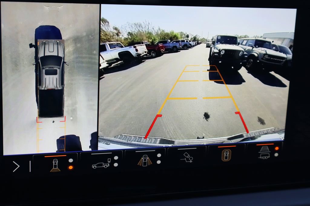 Used 2024 GMC Sierra 2500 Denali Ultimate image 17