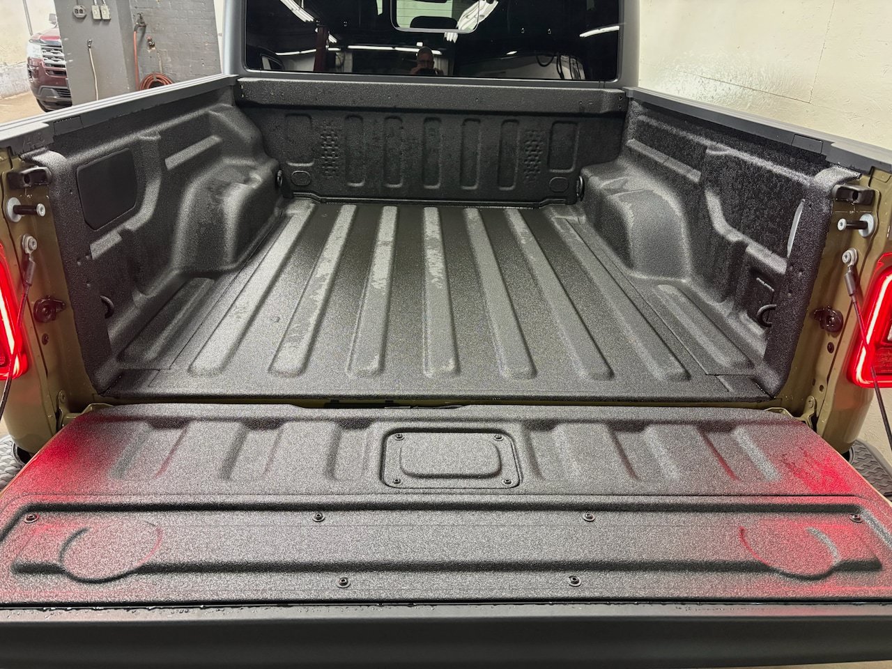 New 2026 Jeep Gladiator Willys AWD/4WD image 10