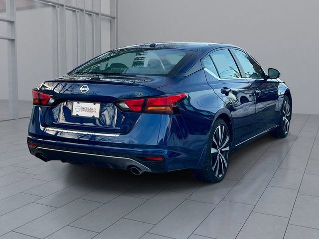 Used 2020 Nissan Altima 2.5 SR w/ Premium Package image 8