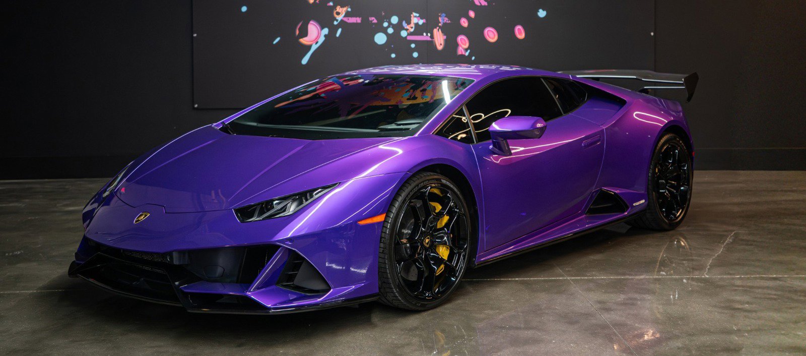 Used 2022 Lamborghini Huracan EVO image 2