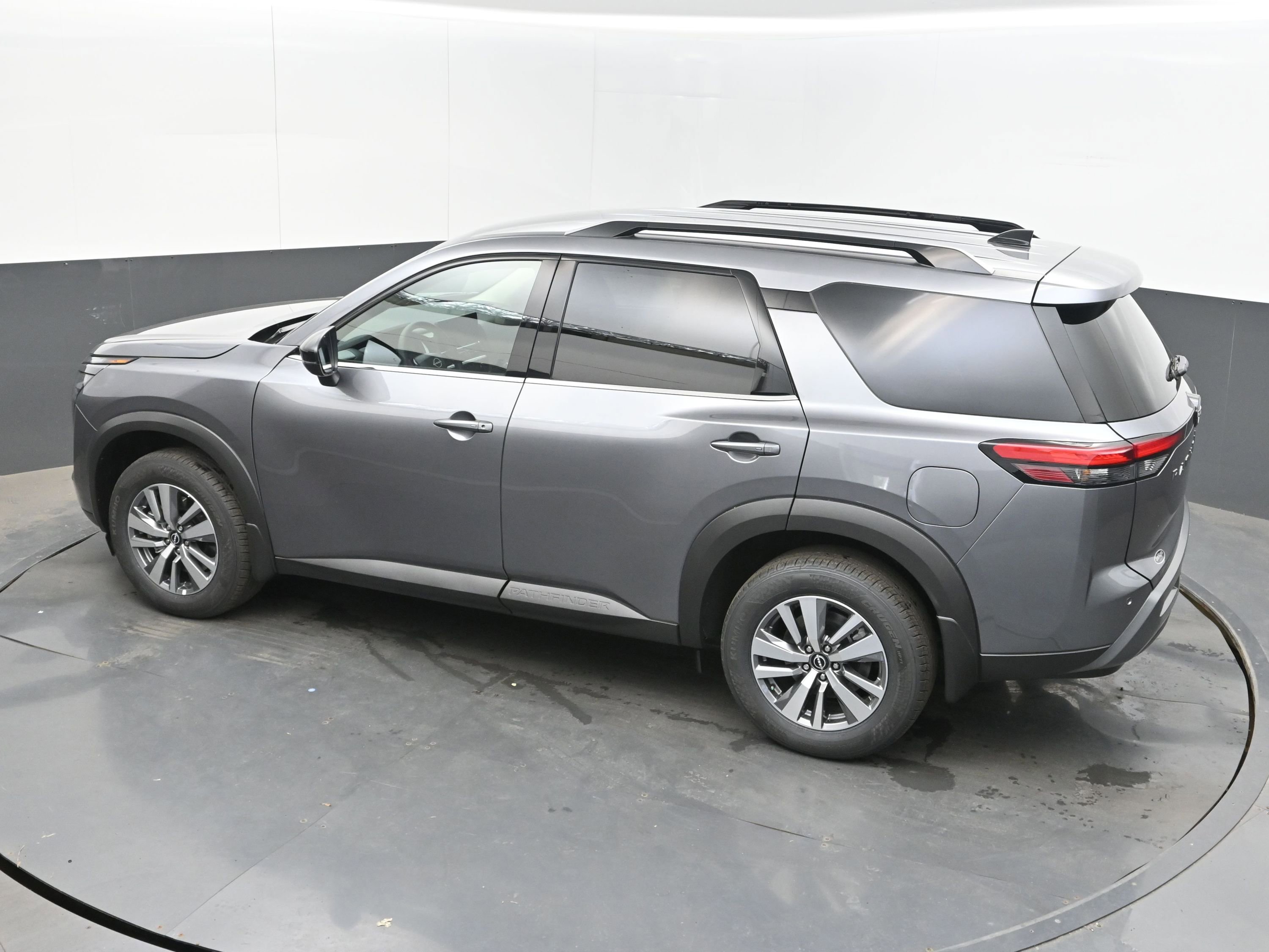 New 2026 Nissan Pathfinder SL FWD image 35