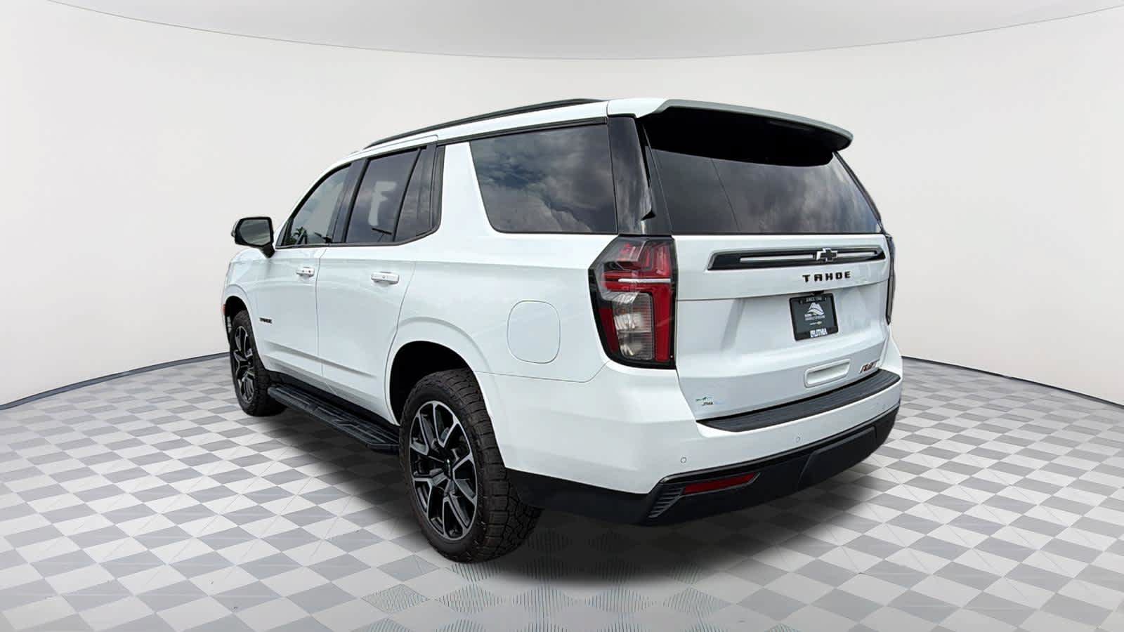 Used 2023 Chevrolet Tahoe RST w/ Luxury Package AWD/4WD image 7