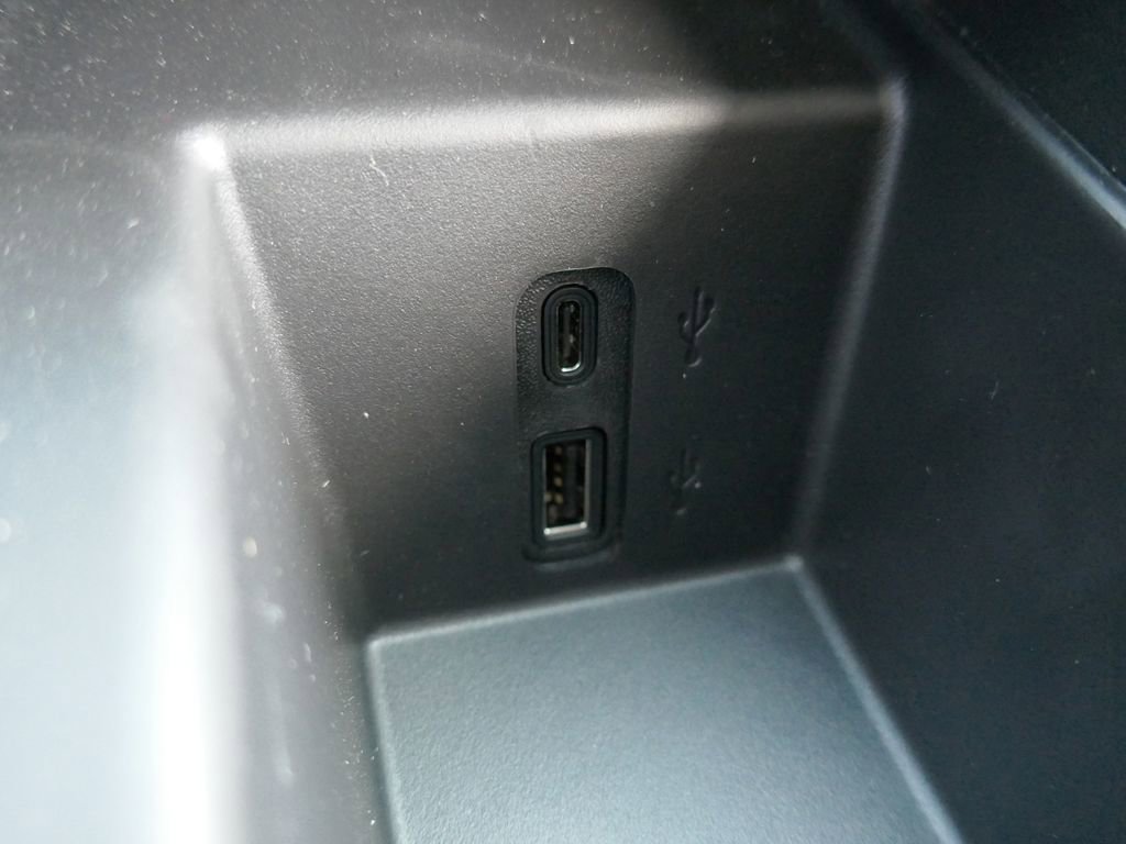 New 2026 GMC Acadia AT4 image 25