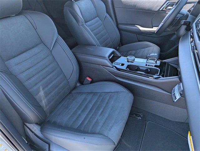 New 2025 Mitsubishi Outlander SE image 6