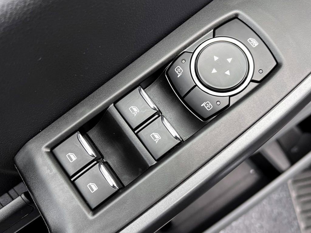 Used 2024 Ford F550 XLT image 22