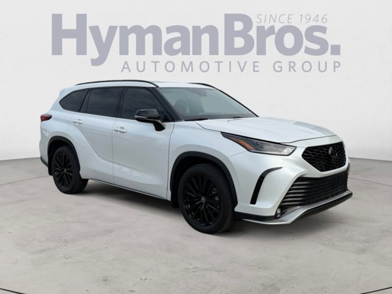Used 2023 Toyota Highlander XSE FWD image 1