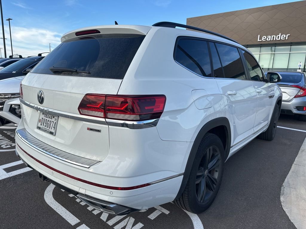 Used 2021 Volkswagen Atlas SE w/ Towing Package image 2