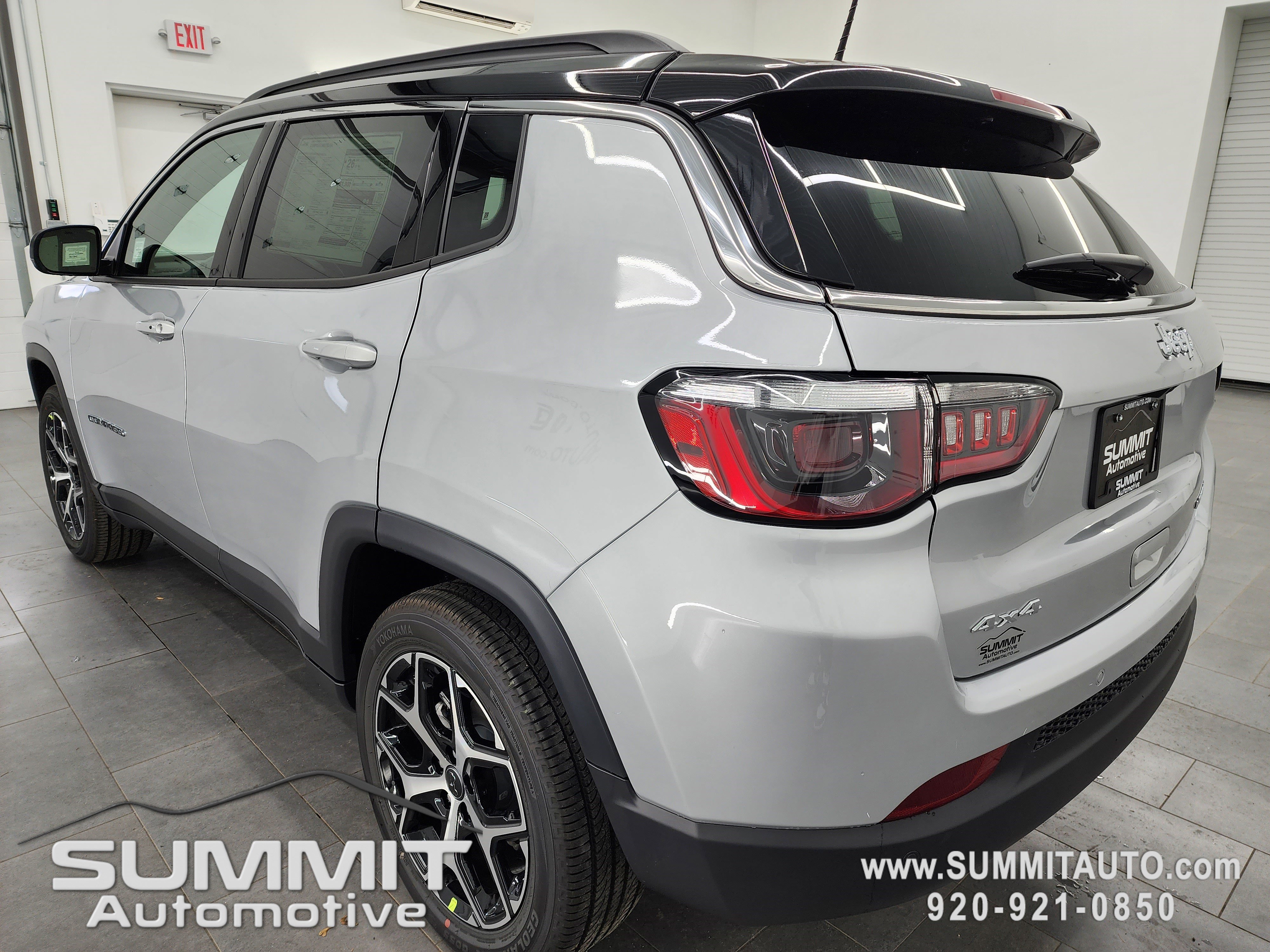 New 2026 Jeep Compass Limited w/ Sun, Sound & Navigation Group image 5