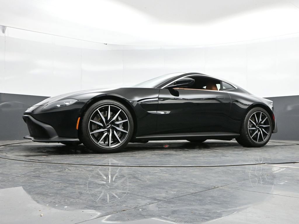 Used 2020 Aston Martin V8 Vantage Coupe RWD image 41