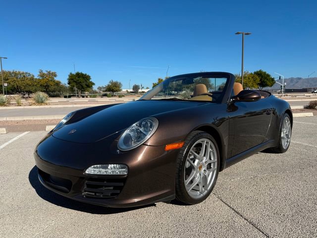 Used 2010 Porsche 911 Carrera 4 image 8