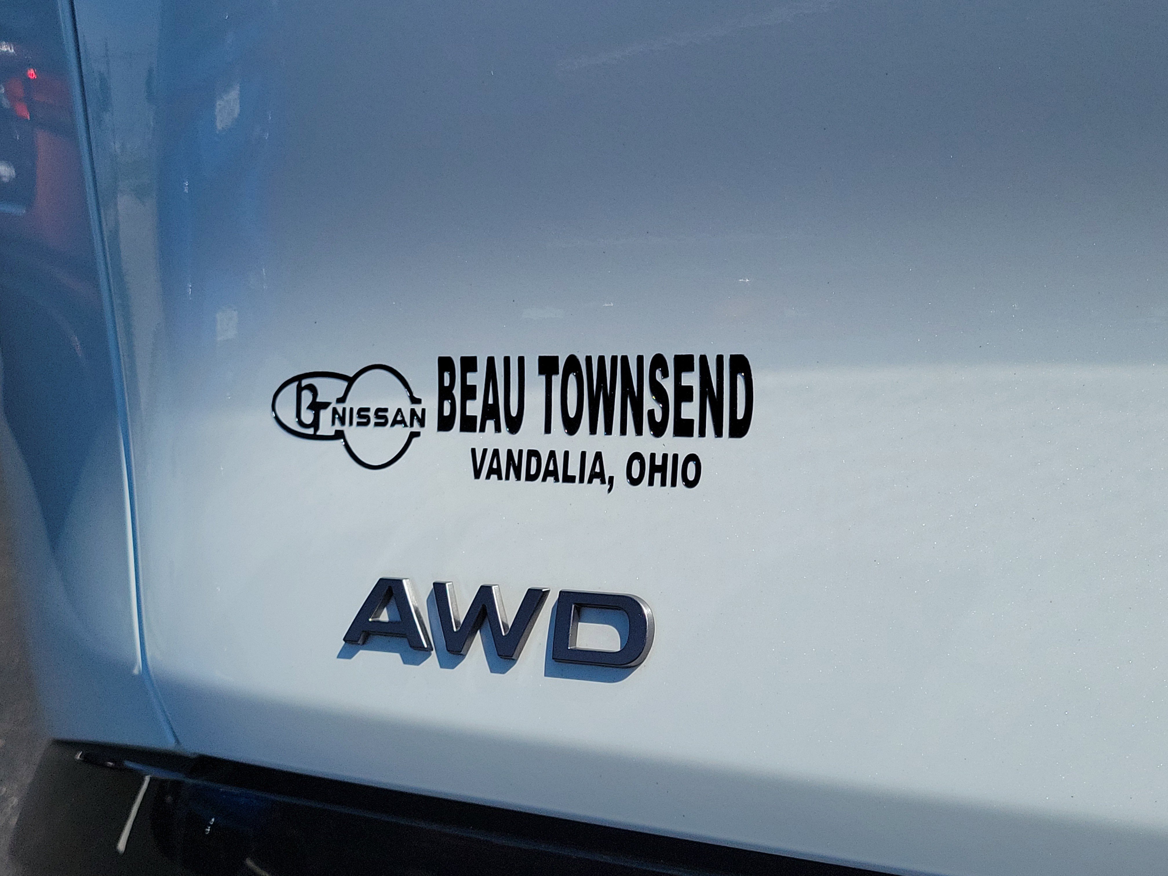 Certified 2025 Nissan Murano Platinum w/ Cargo Package image 6