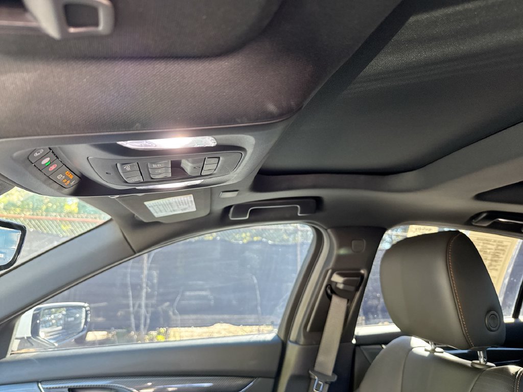 Used 2025 Cadillac CT5 V w/ Technology Package RWD image 20