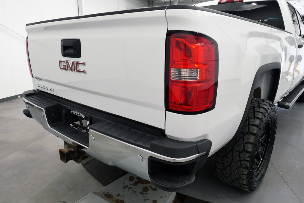 Used 2019 GMC Sierra 3500 4x4 Crew Cab image 34