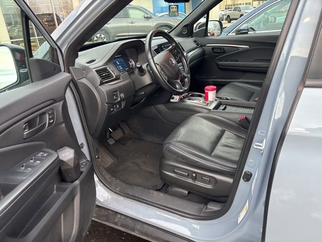 Used 2023 Honda Passport EX-L image 6