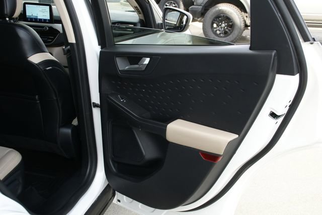 Used 2020 Ford Escape SEL image 32