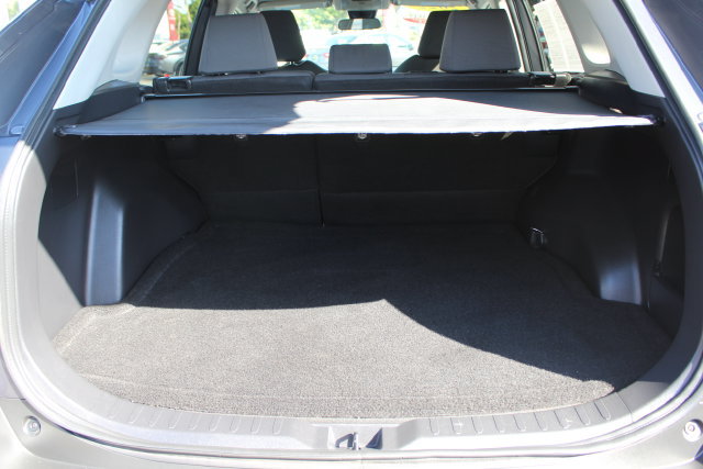 Certified 2022 Toyota RAV4 XLE FWD image 29