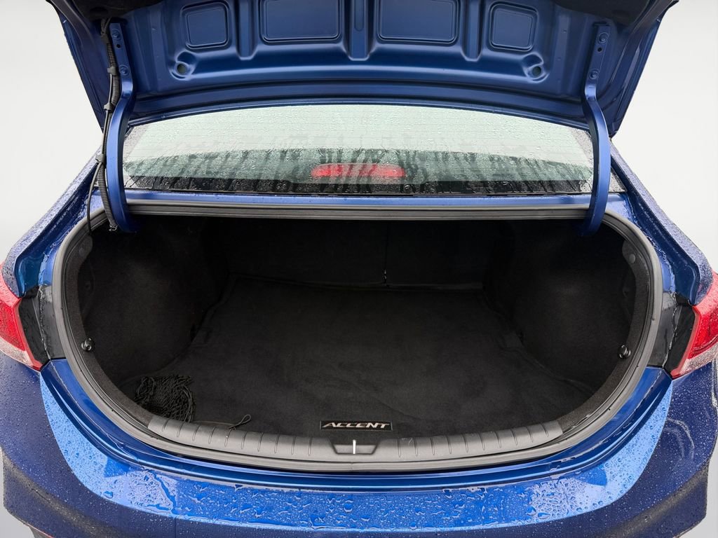 Used 2020 Hyundai Accent SE image 25